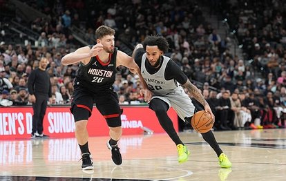 "Alperen Şengün'ün 16 Sayı, 6 Ribaundluk Performansı Rockets'ın Spurs'a Yenilgisini Engellemedi"